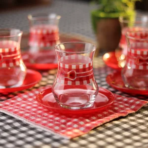 استكانات شاي